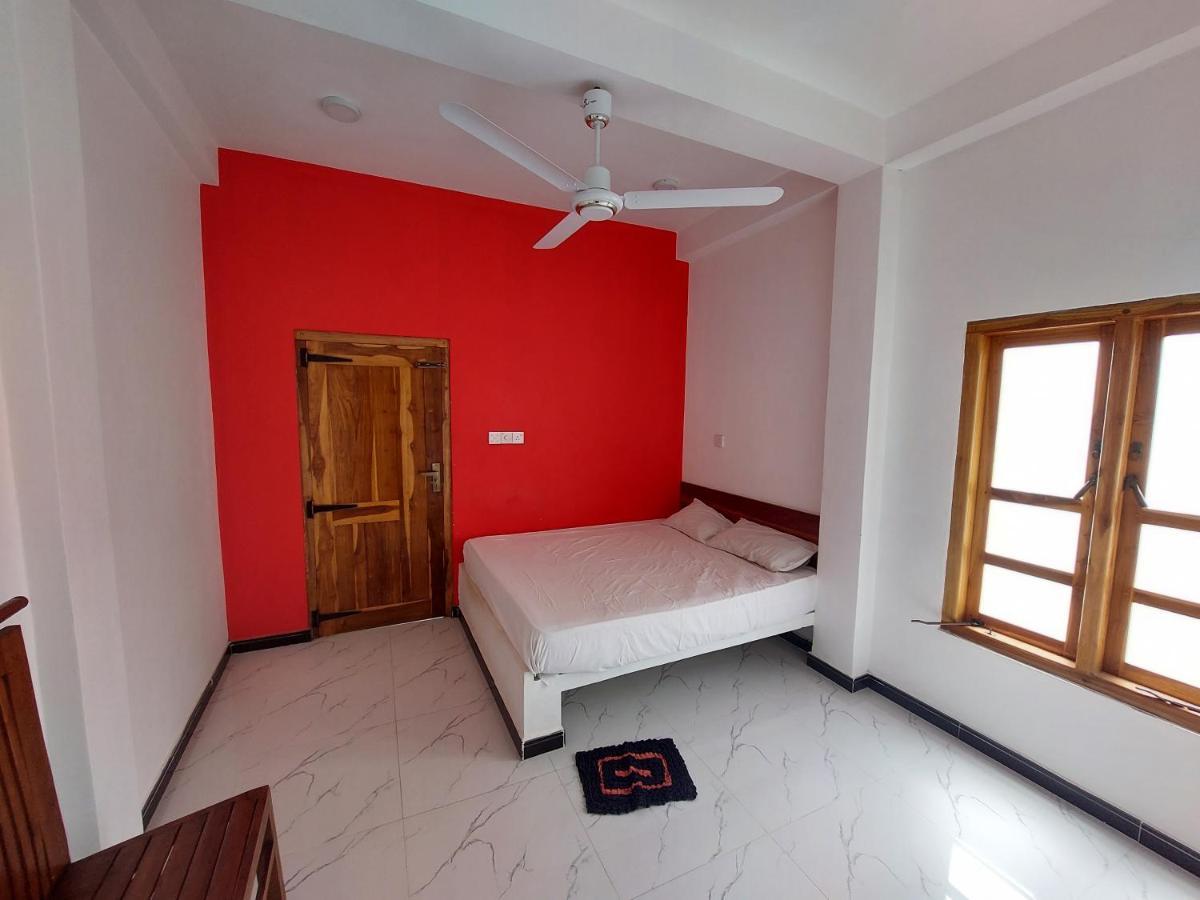 Beach Life Uppuveli Trincomalee Exterior foto